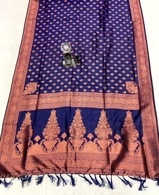 MAGNITE Soft Banarasi Silk Saree with Copper Zari Weaving & Rich Pallu BLUE