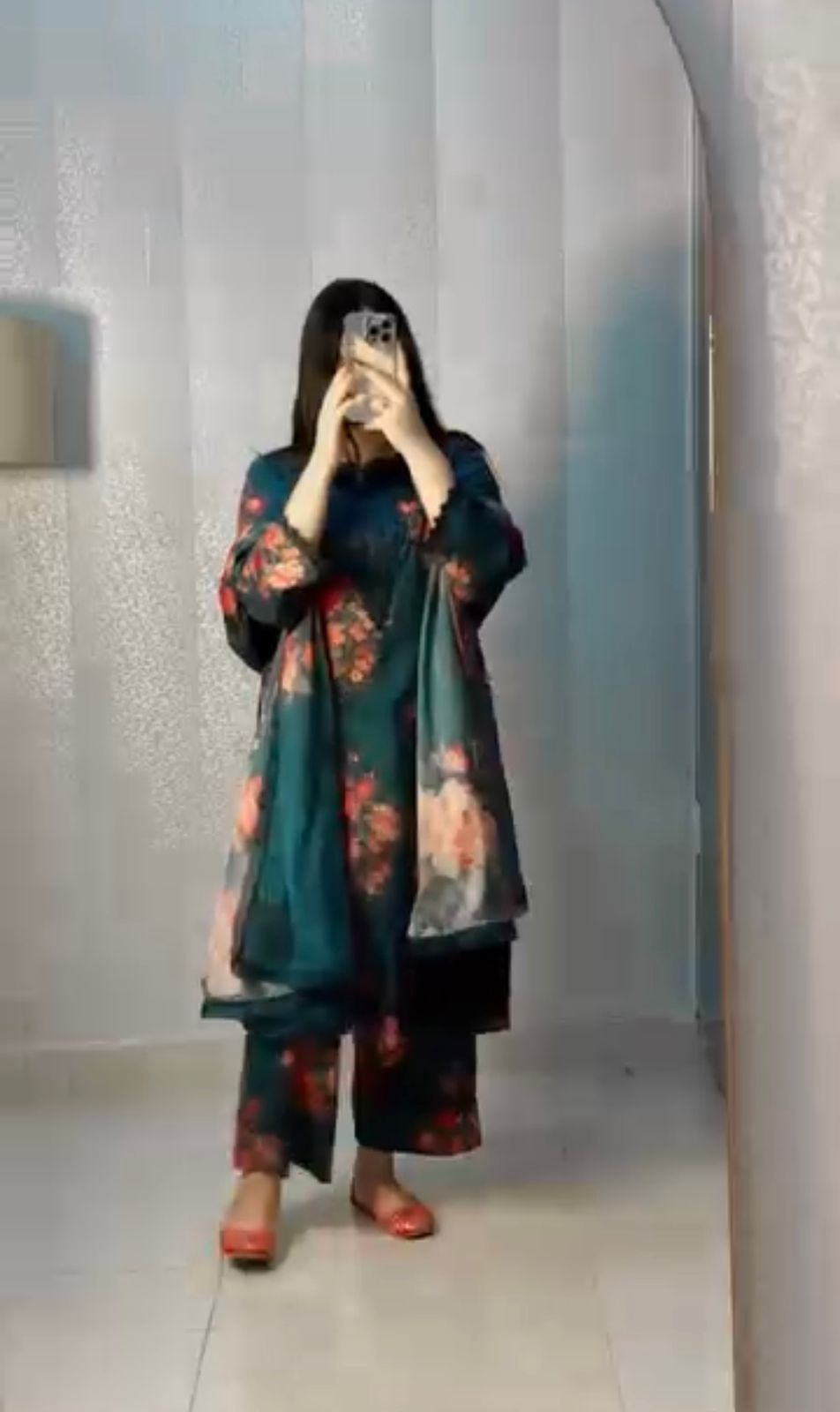 SSR-520 – Elegant Embroidered & Digital Print Work Set