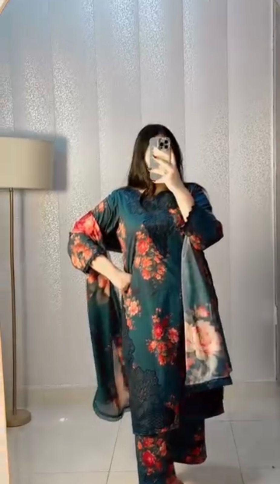 SSR-520 – Elegant Embroidered & Digital Print Work Set