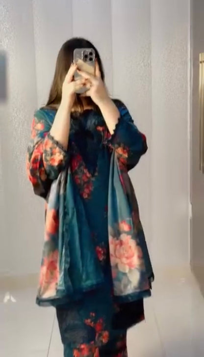 SSR-520 – Elegant Embroidered & Digital Print Work Set