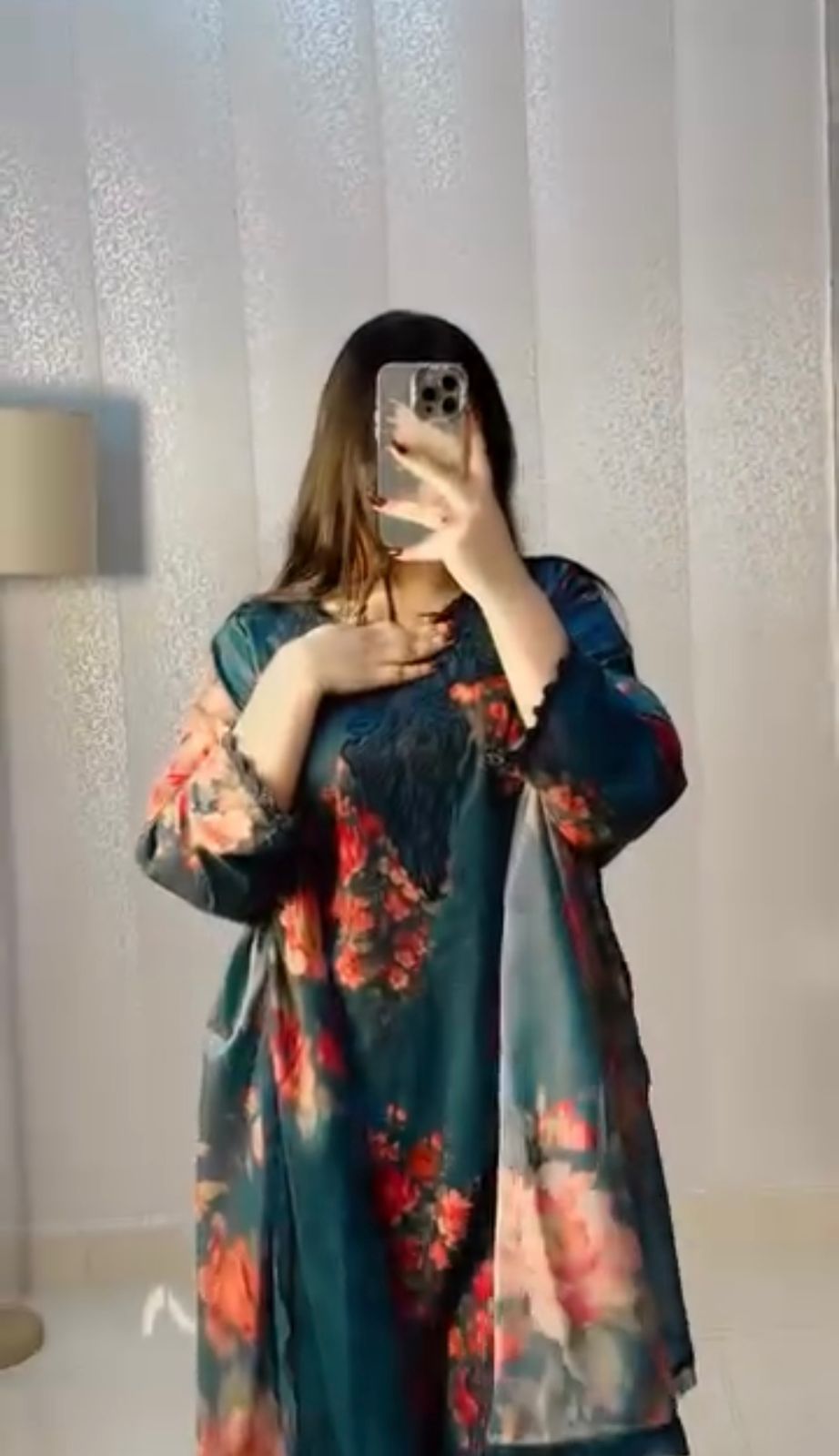 SSR-520 – Elegant Embroidered & Digital Print Work Set