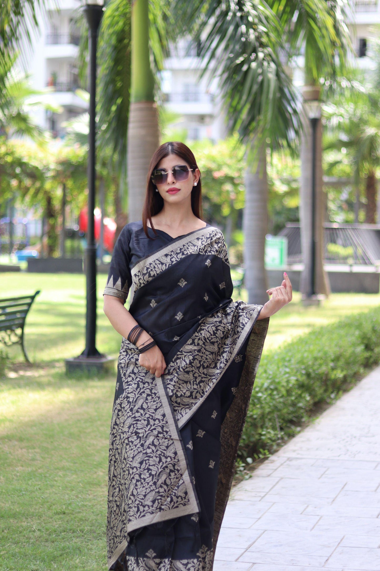 RUTRANG – Banglori Handloom Raw Silk Saree - Black